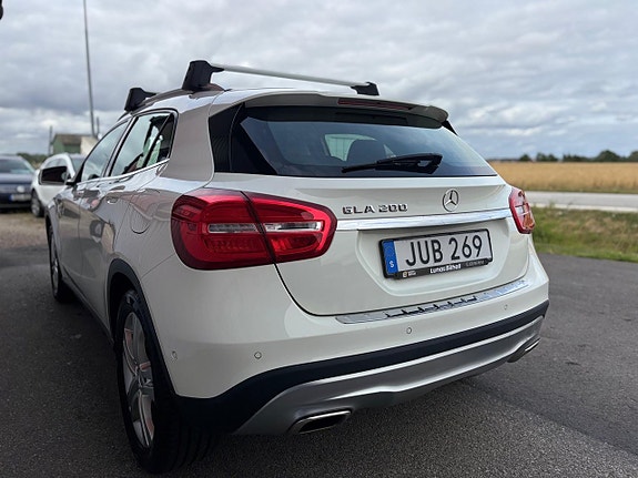 Mercedes-Benz GLA200 29 of 29