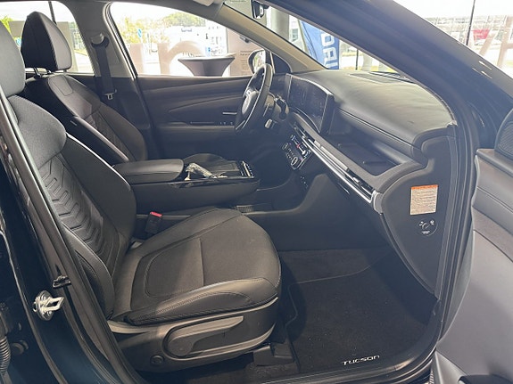 Hyundai Tucson 8 of 11