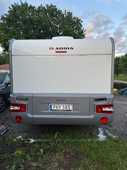 Adria Adora 593 UK 3 Våningssäng, AC, 2x Förtält jubileum 2 of 15