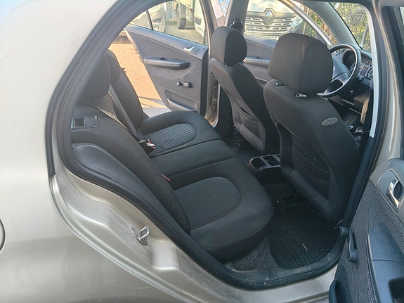 Skoda Fabia 5 of 5