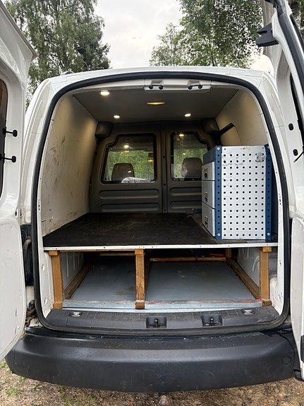 Volkswagen Caddy 5 of 5