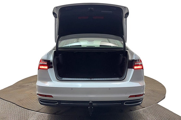 Audi A6 8 of 30