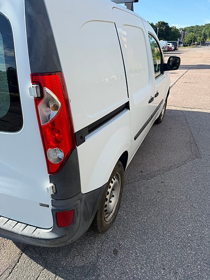 Renault Kangoo Express 2 of 5