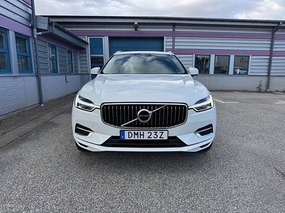 Volvo XC60 2 of 5
