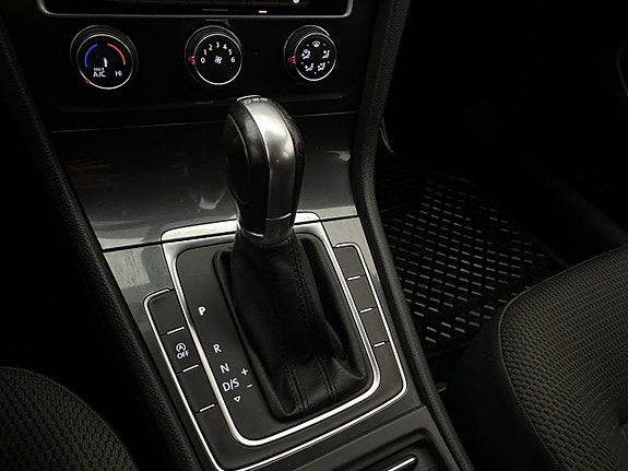 Volkswagen Golf I 21 of 30