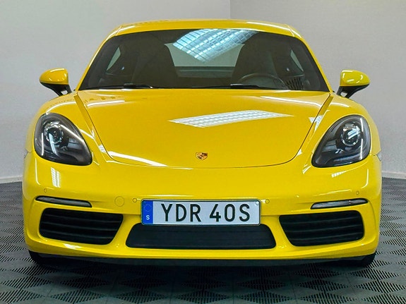 Porsche 718 Cayman 2 of 14