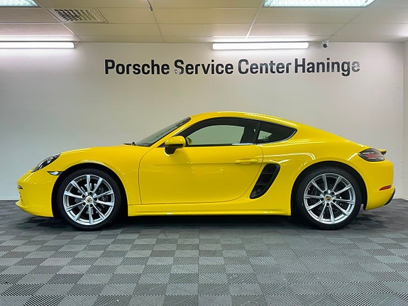 Porsche 718 Cayman 5 of 14