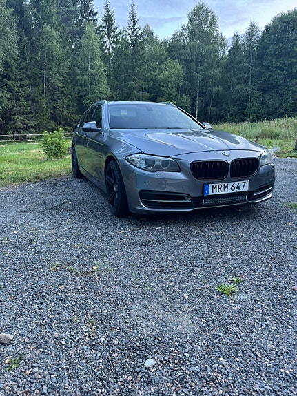 BMW 520d 3 of 10