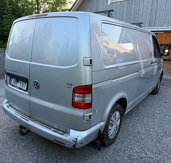 Volkswagen Transporter 5 of 6