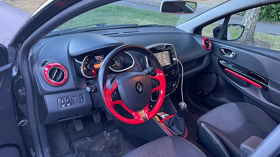 Renault Clio IV 5 of 5