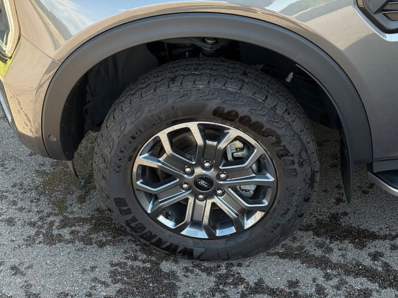 Ford Ranger 17 of 25