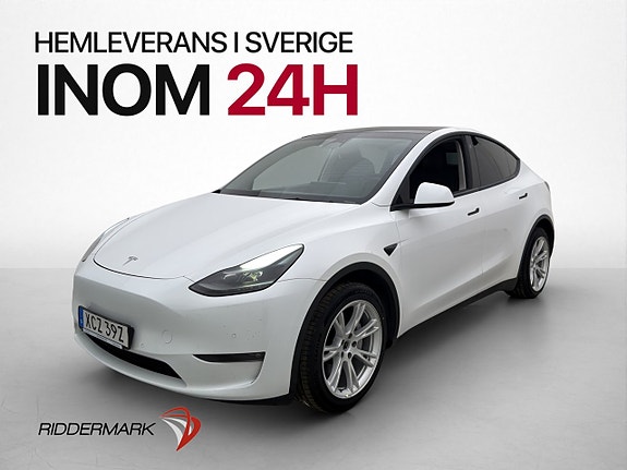 Tesla Model Y 4 of 30