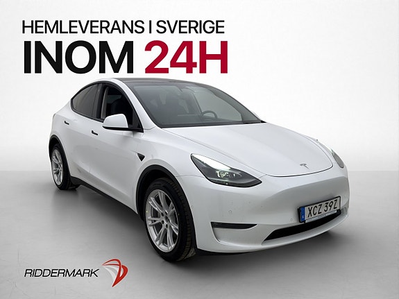 Tesla Model Y 4 of 30