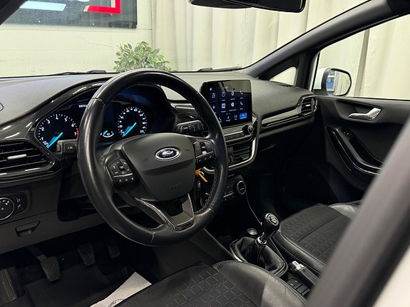 Ford Fiesta 15 of 27