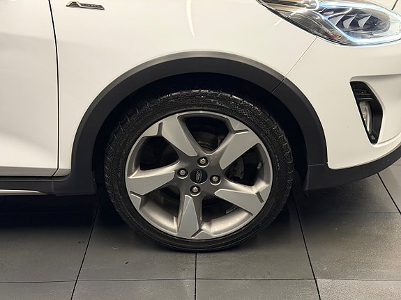 Ford Fiesta 9 of 27
