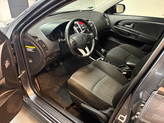 Kia Ceed 19 of 22