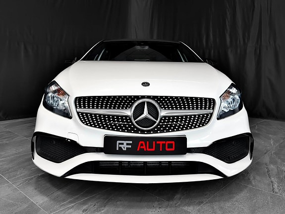 Mercedes-Benz A180 7 of 30