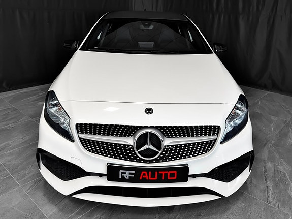 Mercedes-Benz A180 8 of 30