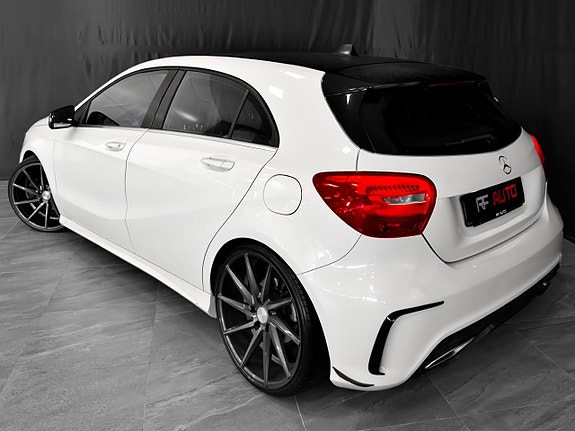 Mercedes-Benz A180 13 of 30