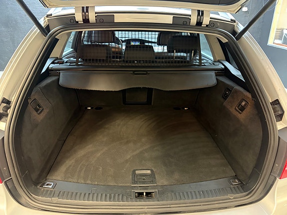 BMW 520i 16 of 16