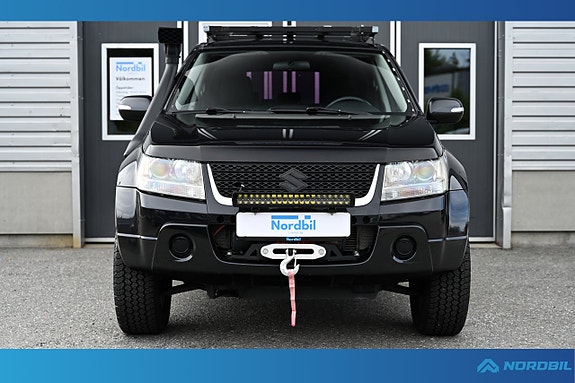 Suzuki Grand Vitara 3 of 5