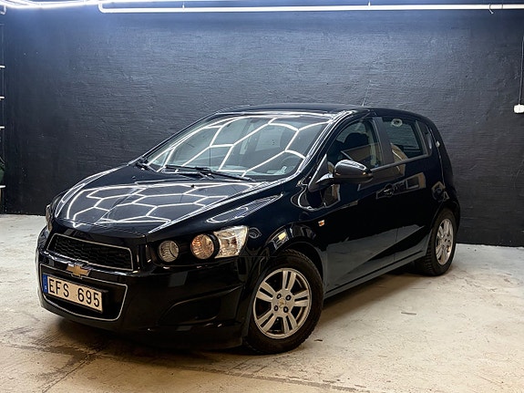 Chevrolet Aveo 3 of 5