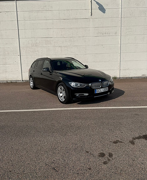 BMW 320d 2 of 5