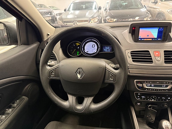 Renault Megane 15 of 19