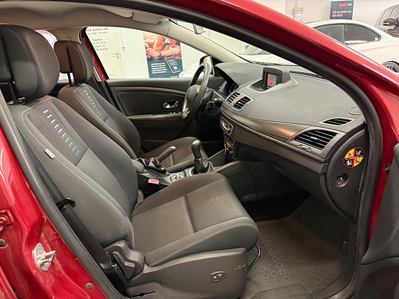 Renault Megane 12 of 19