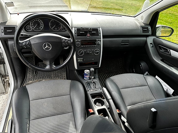 Mercedes-Benz A180 5 of 5