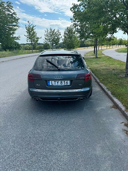 Audi A6 6 of 12