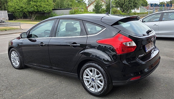 Ford Focus 3 of 5