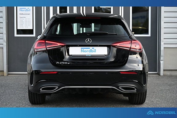 Mercedes-Benz A250 e 4 of 5