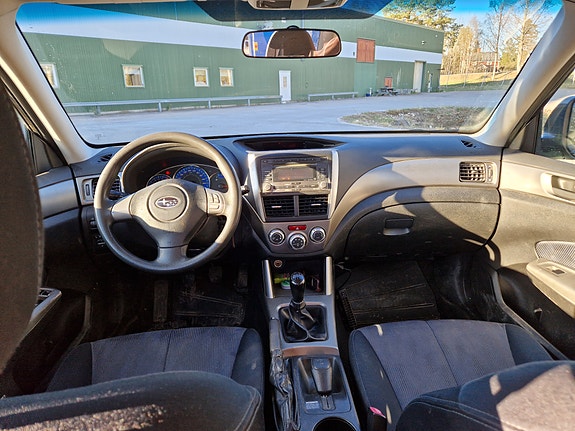 Subaru Forester 6 of 6