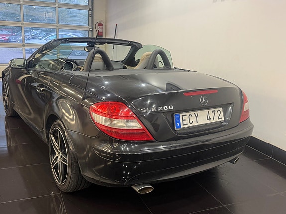 Mercedes-Benz SLK280 3 of 4