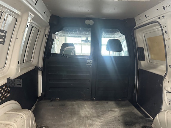 Volkswagen Caddy 5 of 5