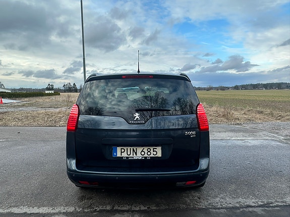 Peugeot 5008 6 of 13