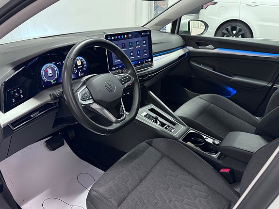 Volkswagen Golf I 13 of 24