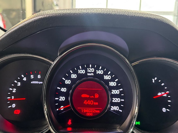 Kia Ceed 9 of 12