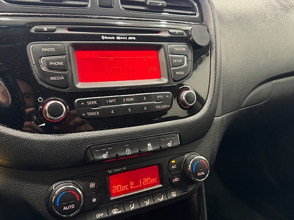 Kia Ceed 10 of 12