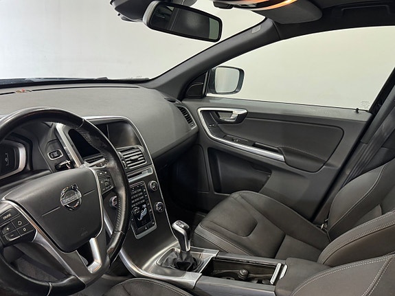 Volvo XC60 6 of 9