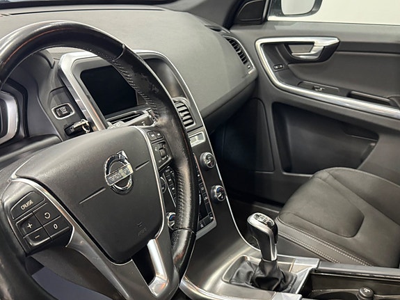 Volvo XC60 9 of 9