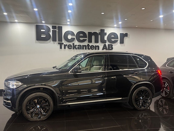 BMW X5 3 of 5