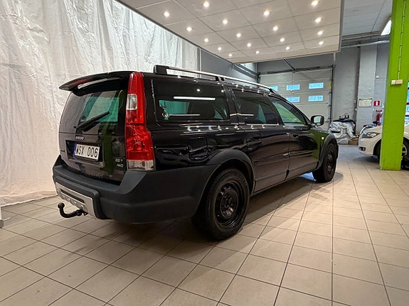 Volvo XC70 5 of 5