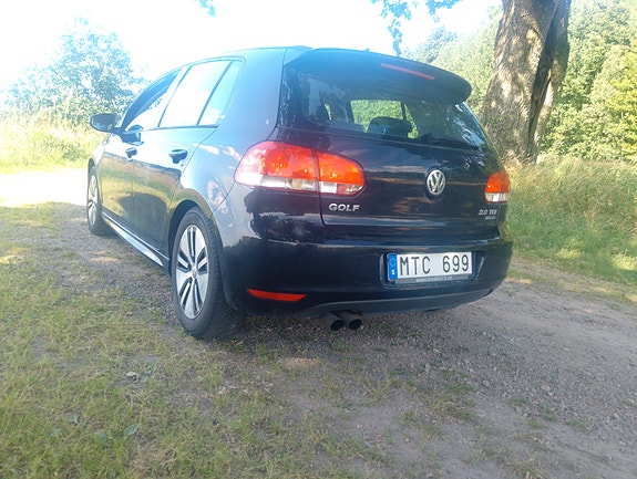 Volkswagen Golf VI 2 of 5