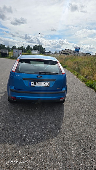 Ford Focus 2 of 5