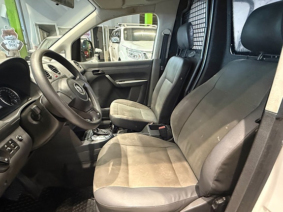 Volkswagen Caddy Maxi 8 of 16