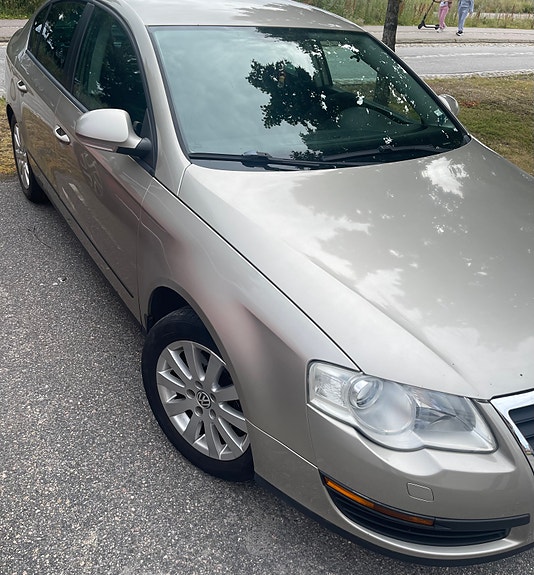 Volkswagen Passat 4 of 4