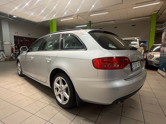 Audi A4 6 of 12