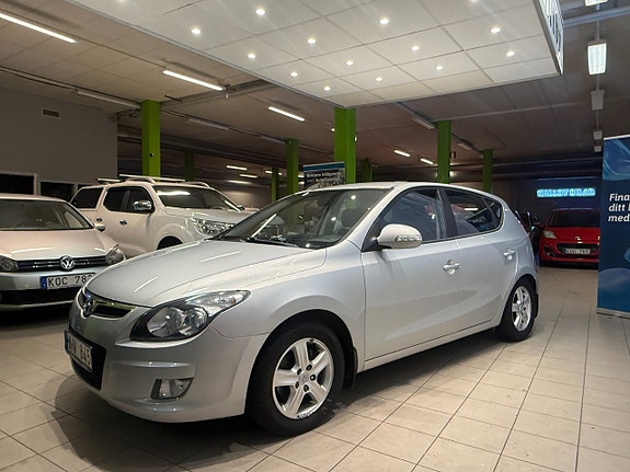 Hyundai i30 3 of 5